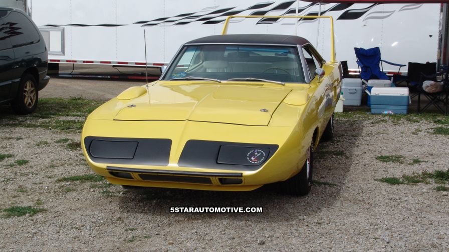 1970 Plymouth Super Bird - 1