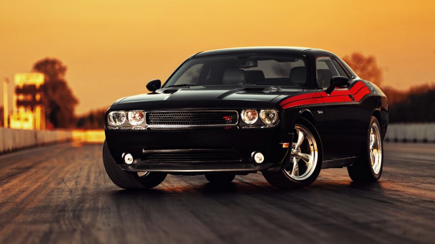 2011 Dodge Challenger RT - 1