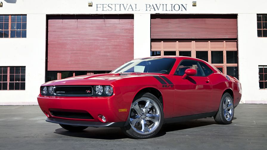 2011 Dodge Challenger RT - 3